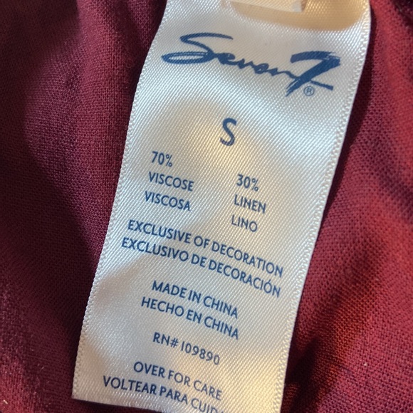 Seven7 Utility Joggers. Maroon. Like New. Size Small. - Picture 6 of 9